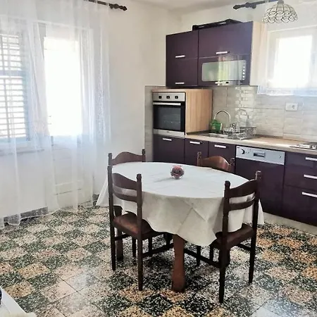 Holiday home House With A Parking Space Sumartin, Brac - 12047 Sumartin
